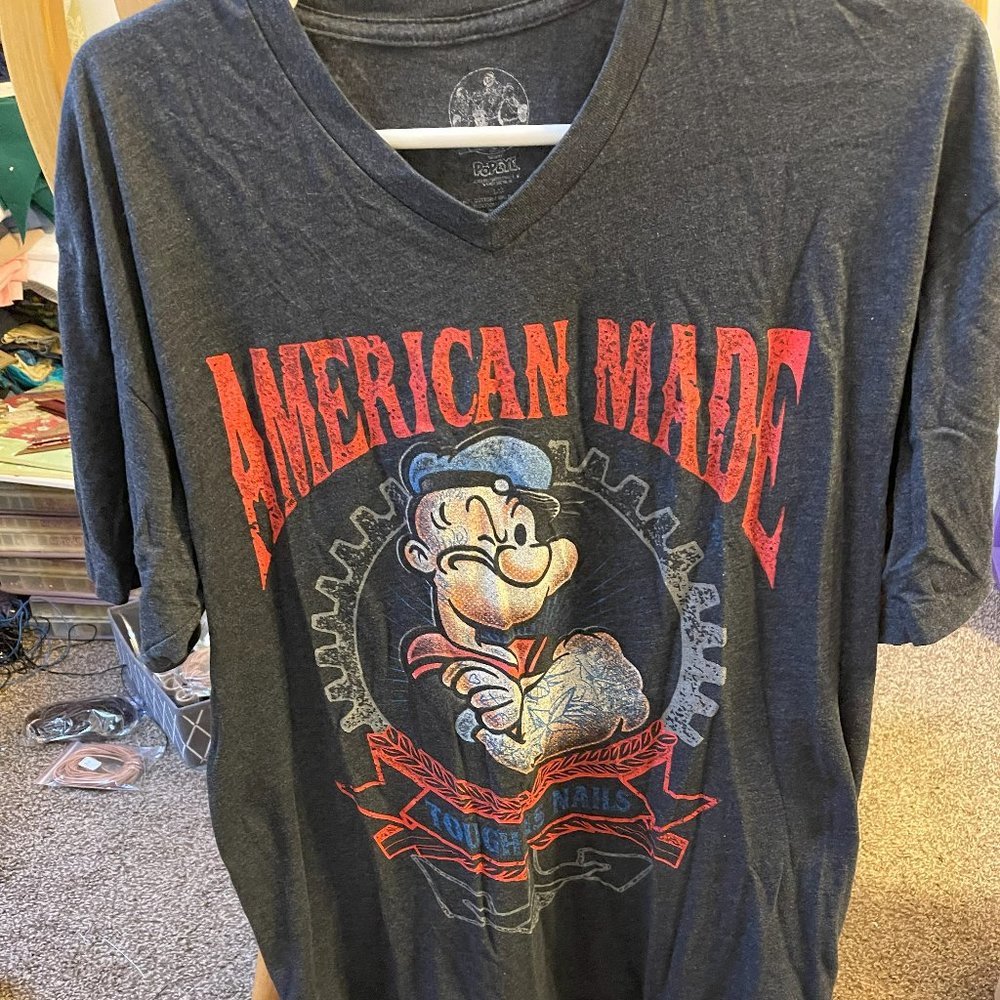 Men's shirt. T-shirt.